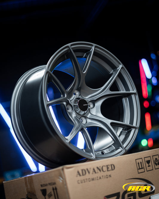 AQX84H-257 15X8.25 4X100 ET0 CB73.1