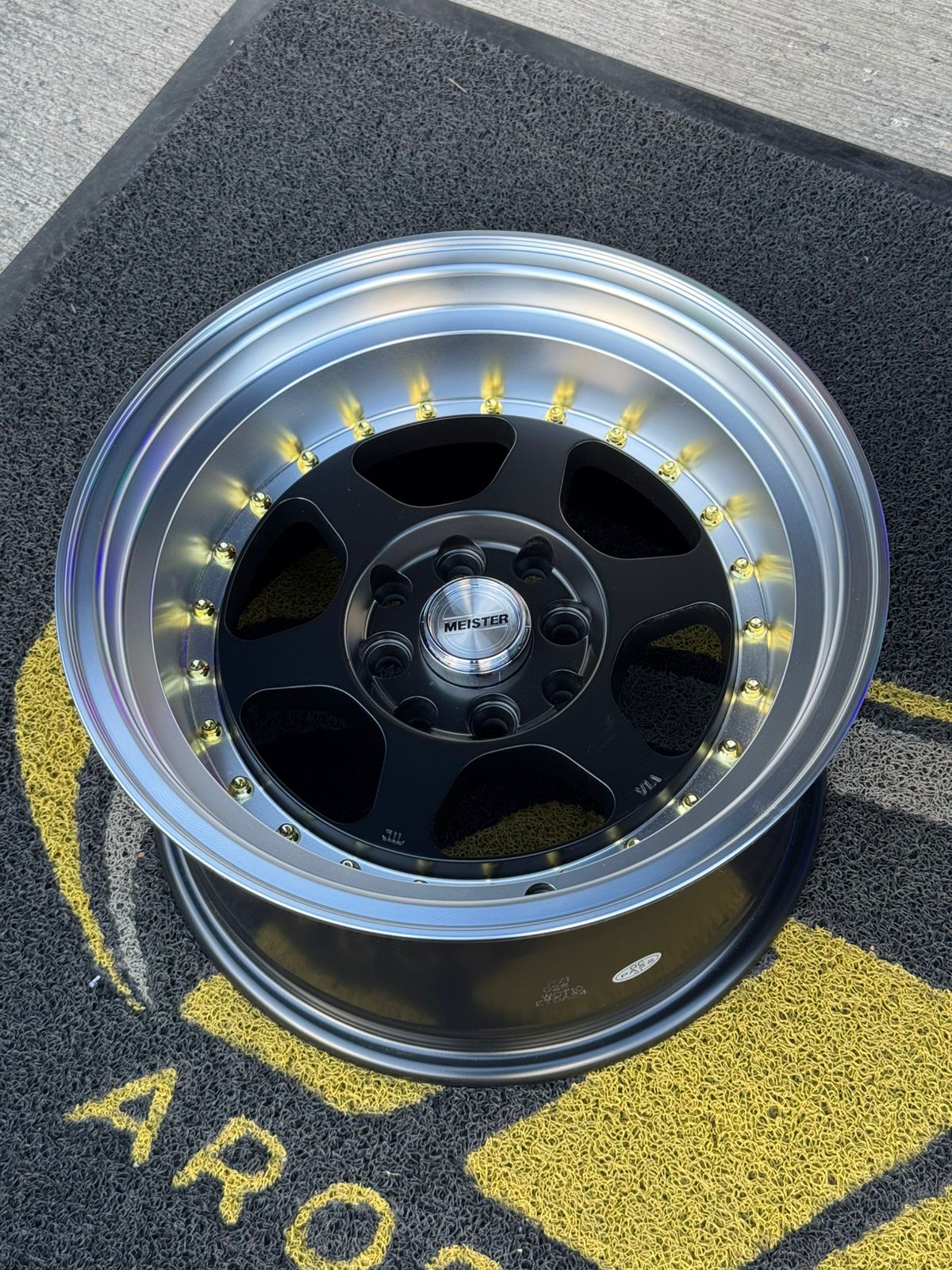 AQX84H-346 15X8.5 8/100/114.3 ET0 CB73.1