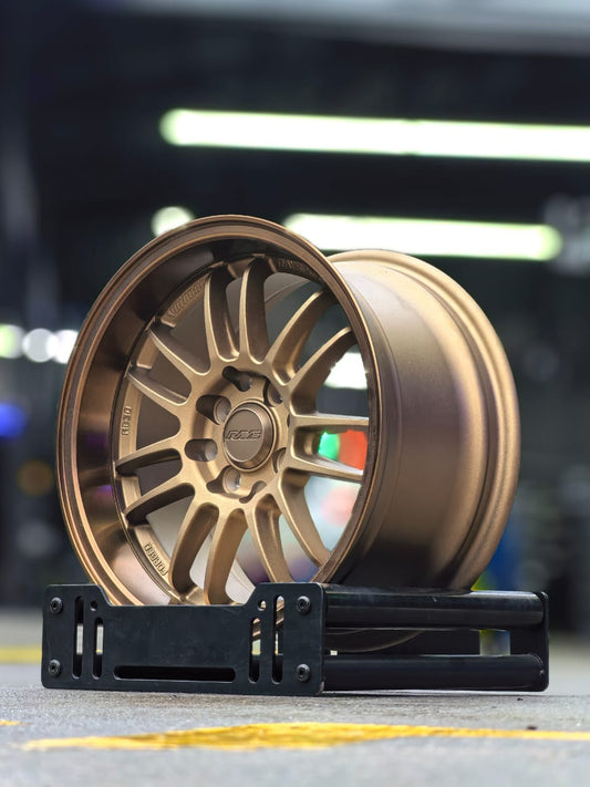 AQX84H-381 15X8 8X100/114.3 JL7070 ET25 CB73.1