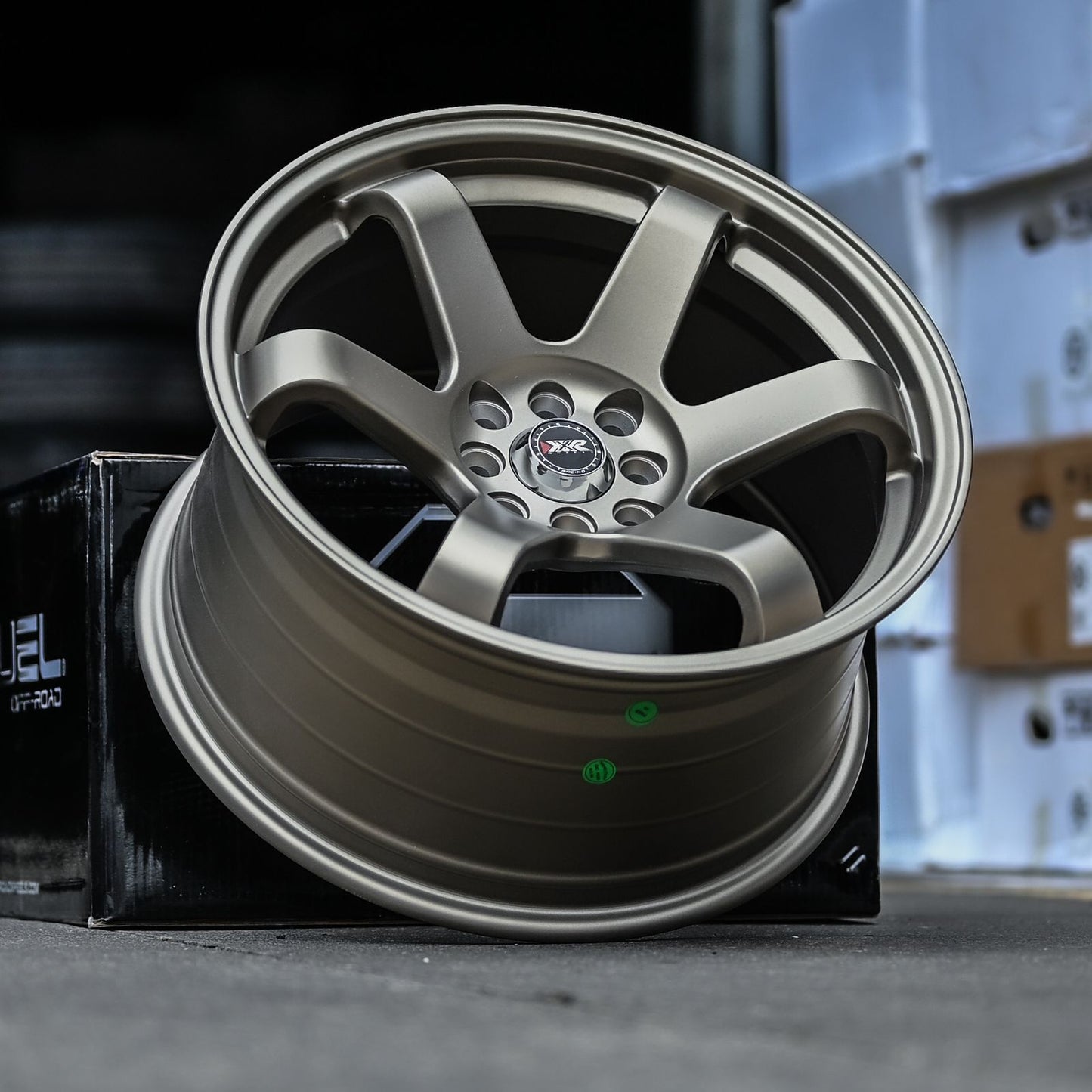 AQX84H-40* 15X8 8x100/114 ET20 CB73.1