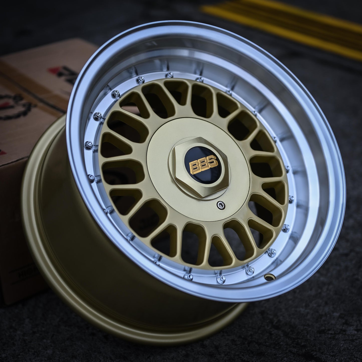 AQX84H-443 15X8 8X100/114.3 ET20 CB73.1