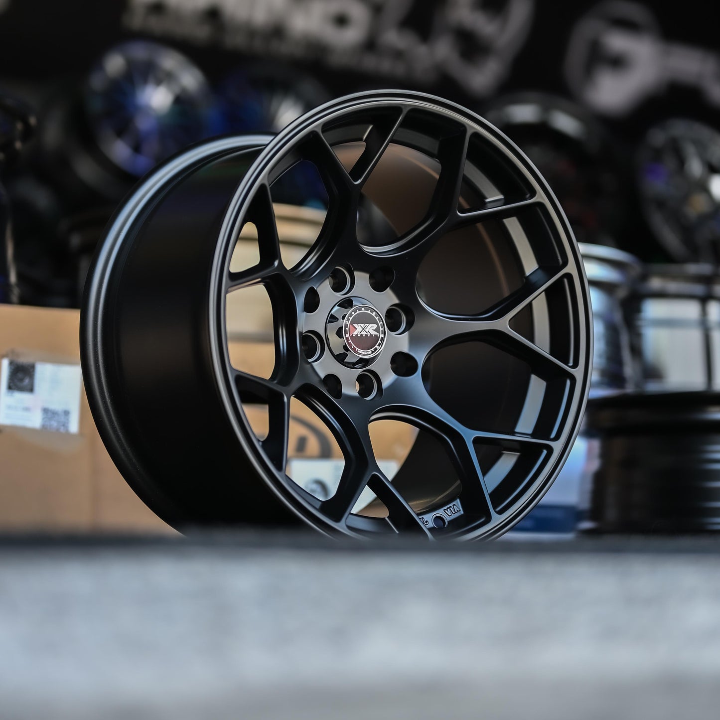 AQX84H-445 15X8.25 8X100/114.3  ET0 CB73.1