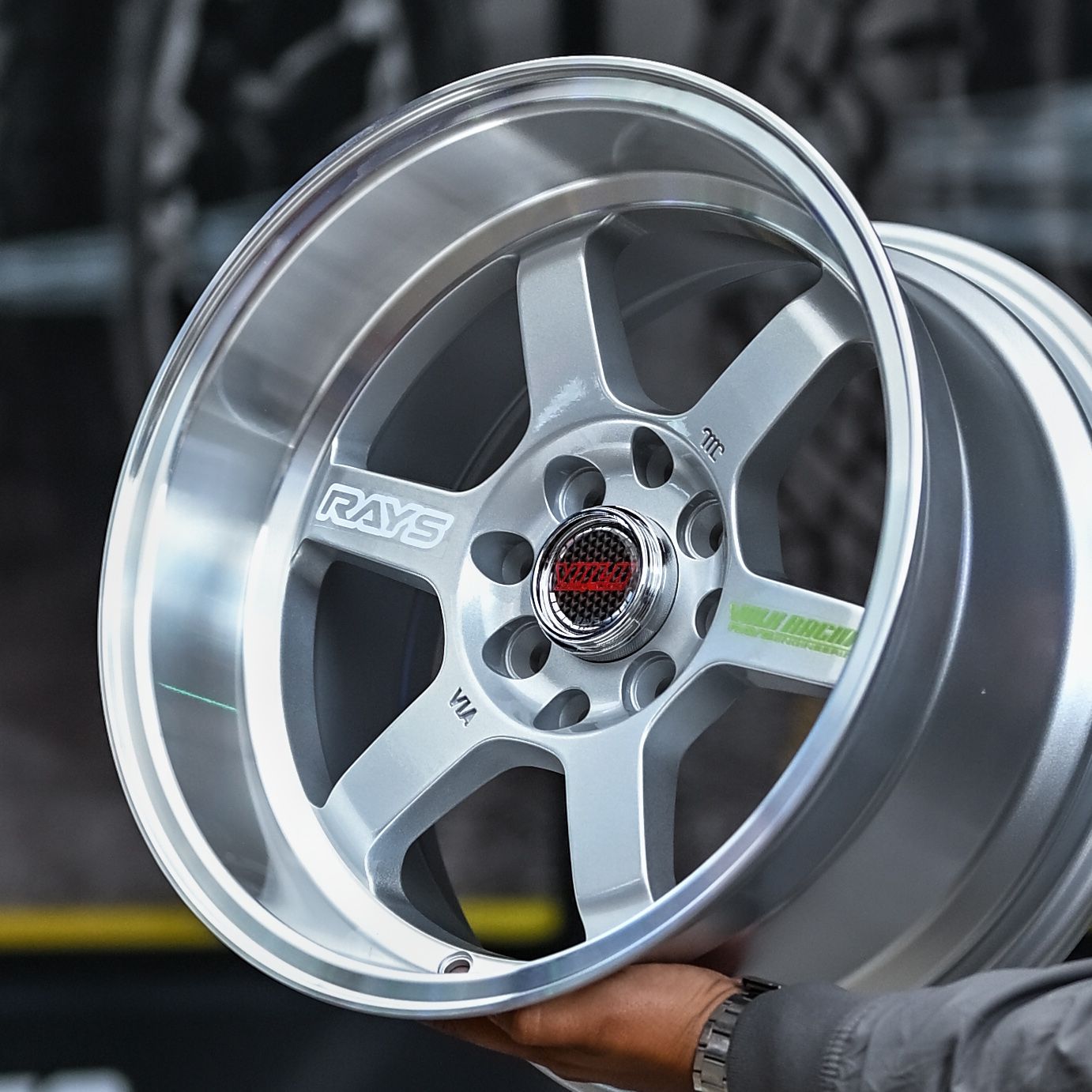 AQX84H-475 15x8.0 8x100/114.3 ET0 CB73.1