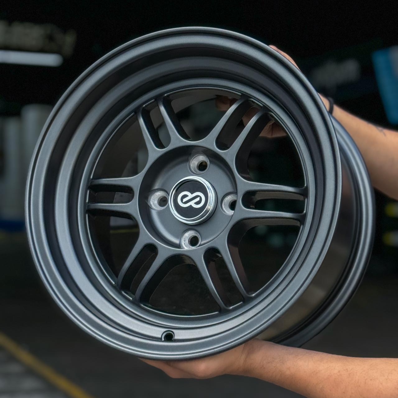 AQX84H-500 15X8.0 4X100 ET20 CB73.1
