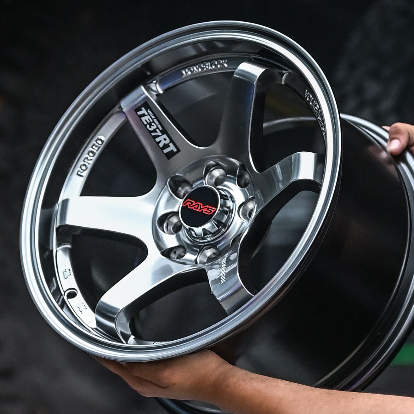 AQX84H-504 15x8.25 8X100/114.3 ET20 CB73.1