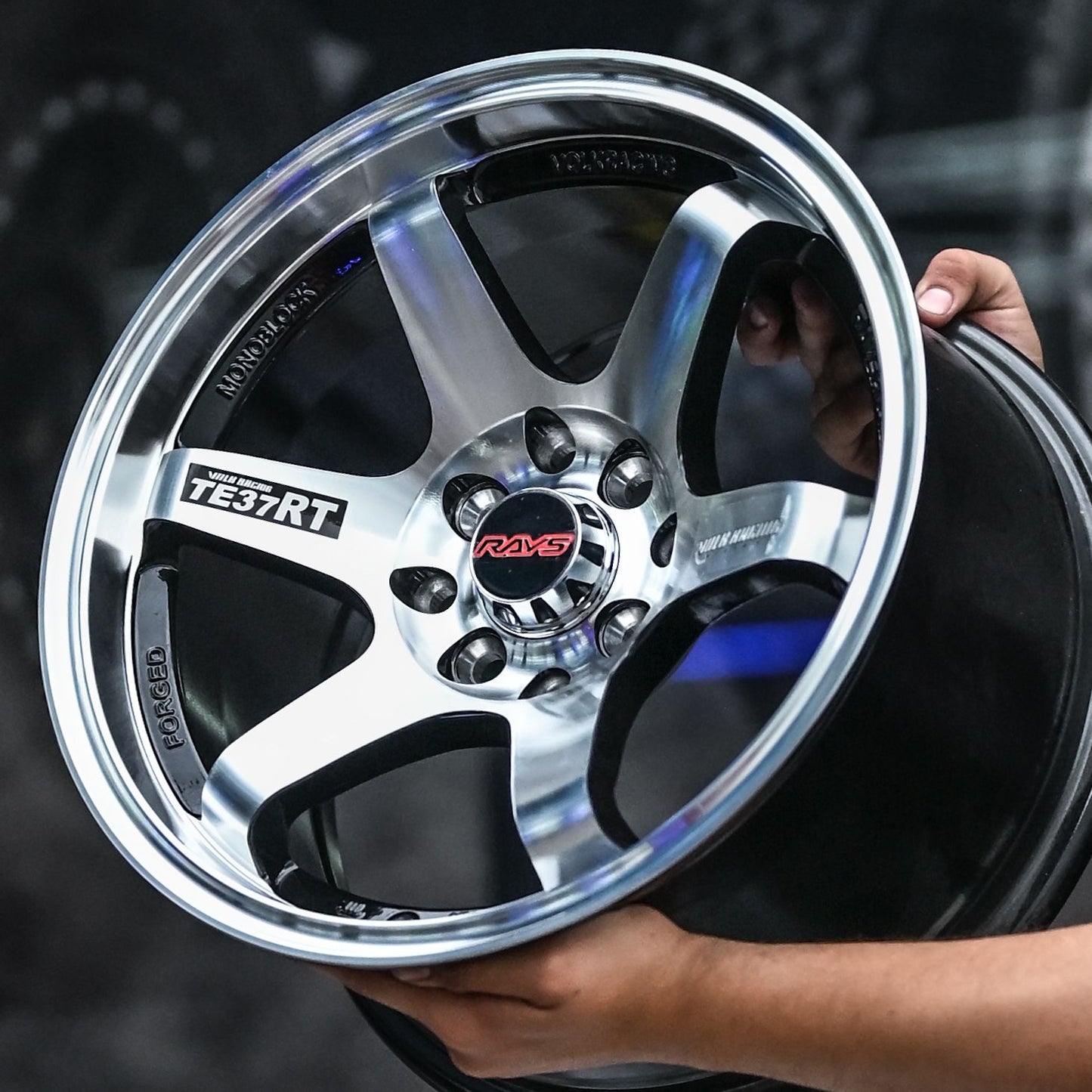 AQX84H-505 15x8.25 8X100/114.3 ET20 CB73.1
