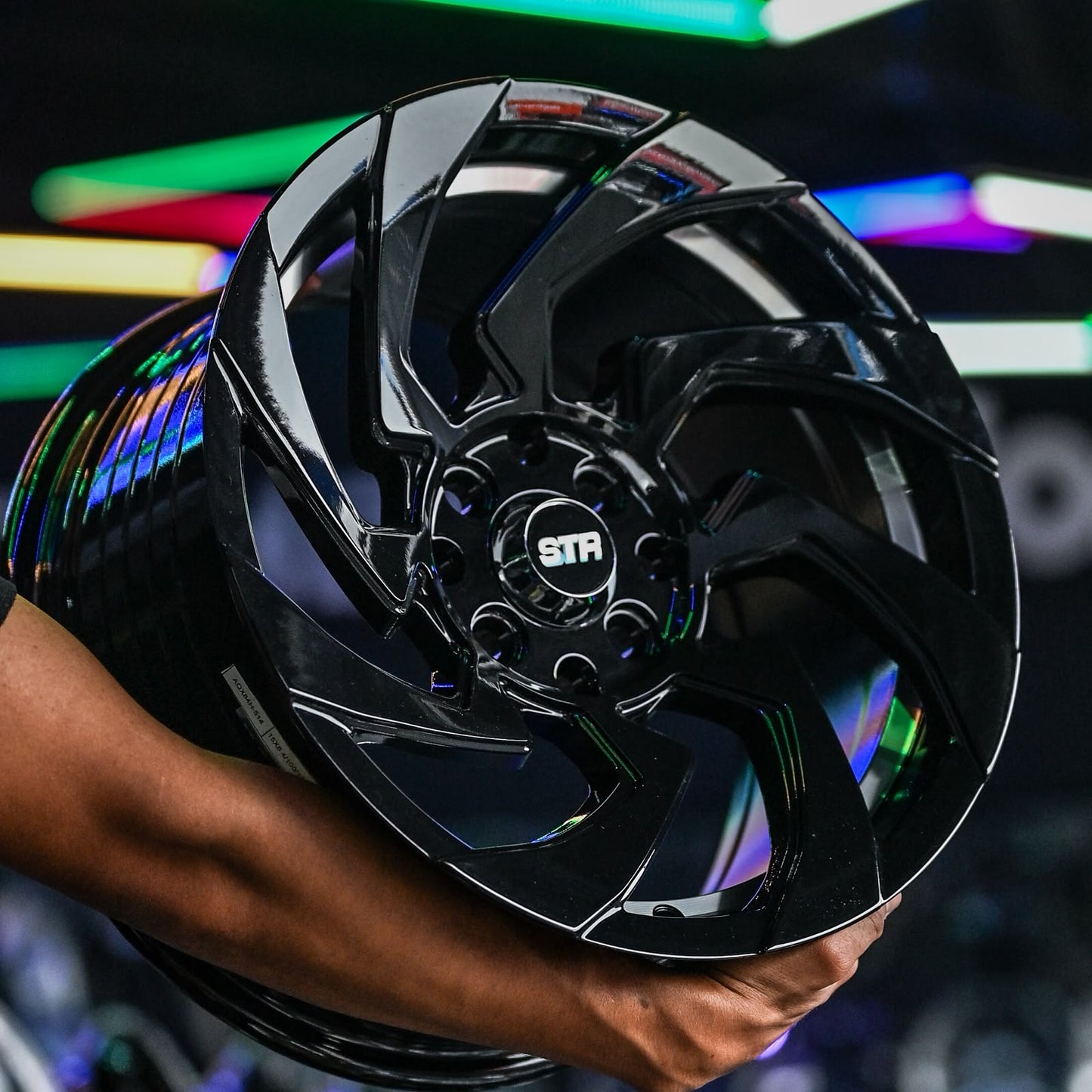 *AQX84H-514* 15X8 4X100/114.3 ET20 CB67.1