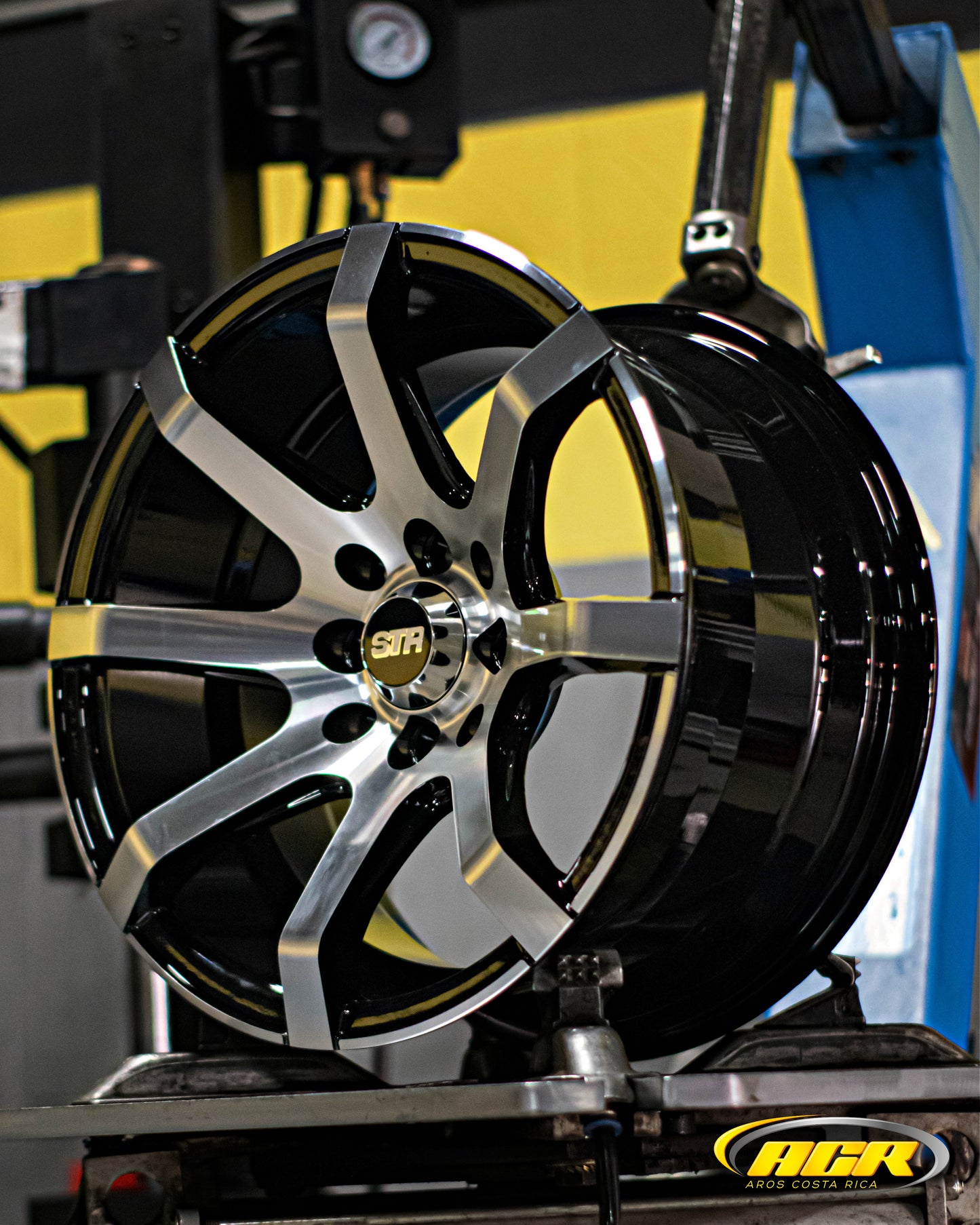 *AQX84H-73* 15X8 8/100/114 ET20 CB73.1