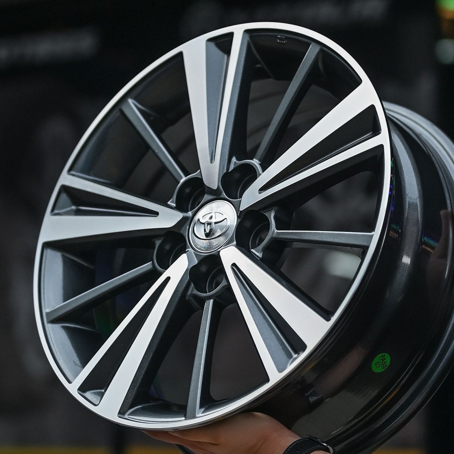 AQX85H-73 15X6.5 5X100 ET35 CB54.1