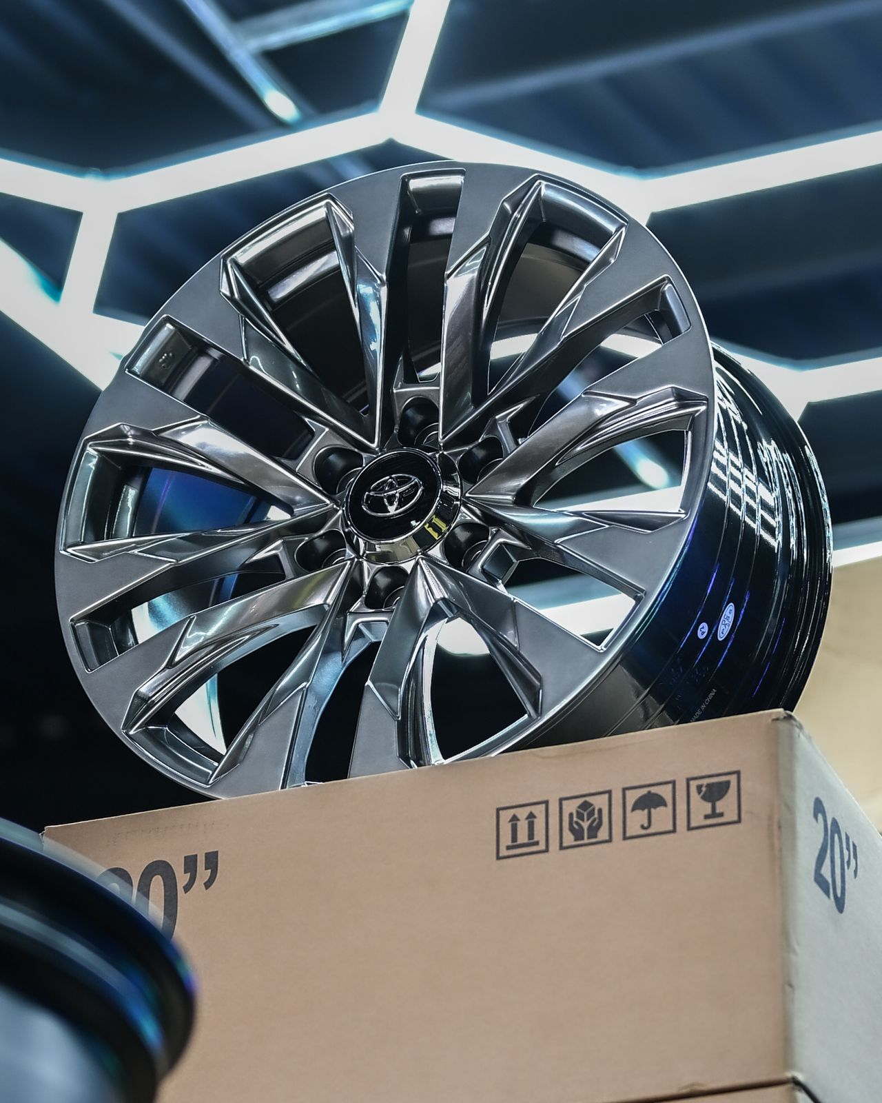 AV4X46H-65 20X8.5 6X139.7 ET25 CB106.1