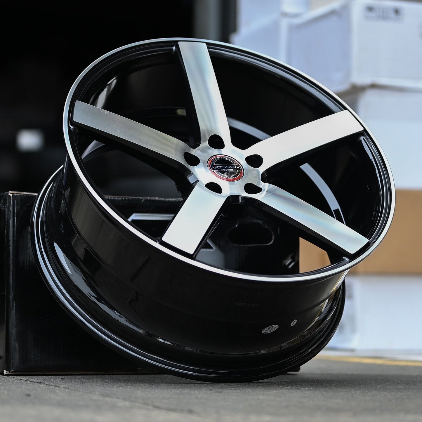 AV5H-09 20X8.5 5x114.3 ET38 CB73.1