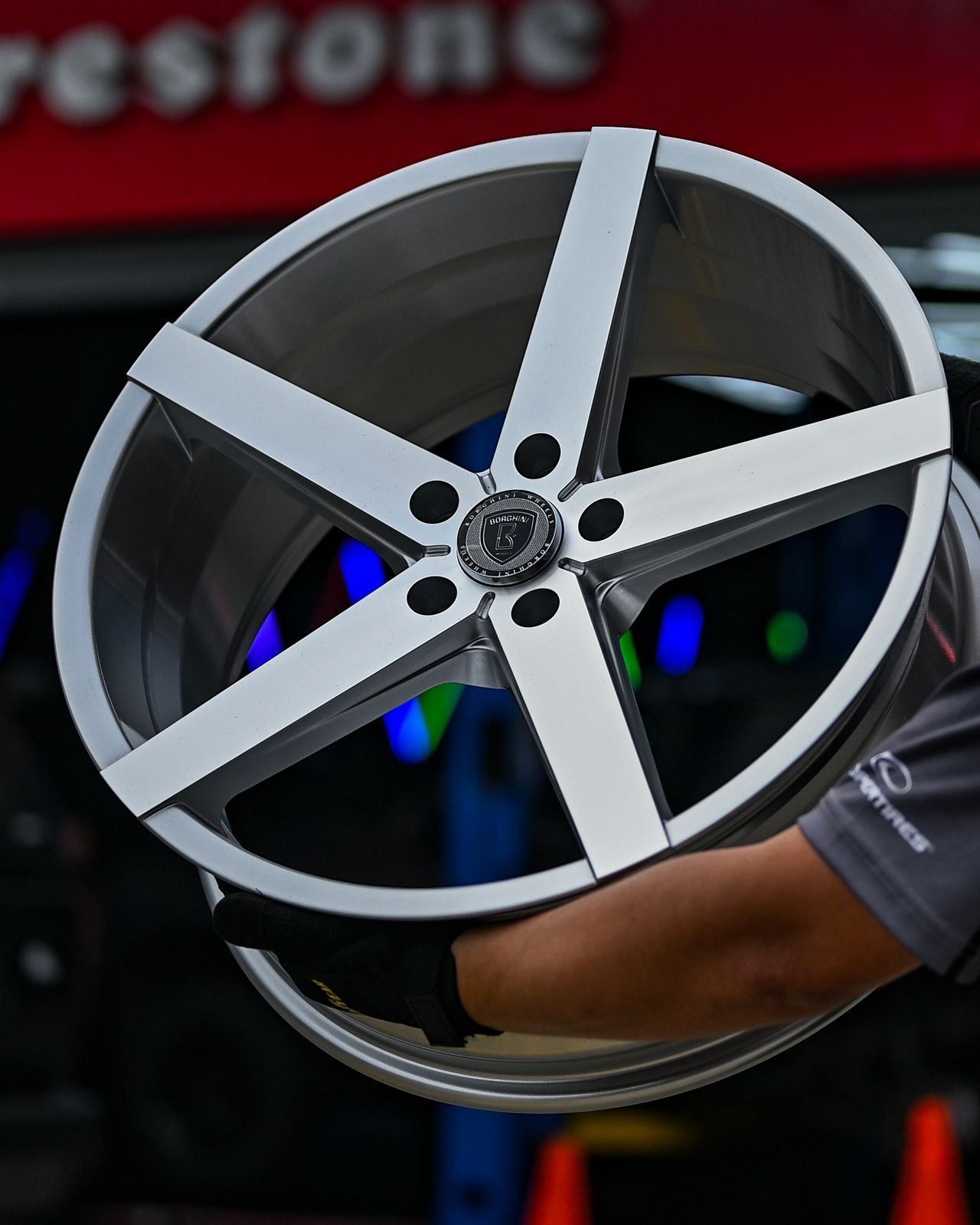 AV5H-13 20x8.5 5x114.3 ET35 CB73.1