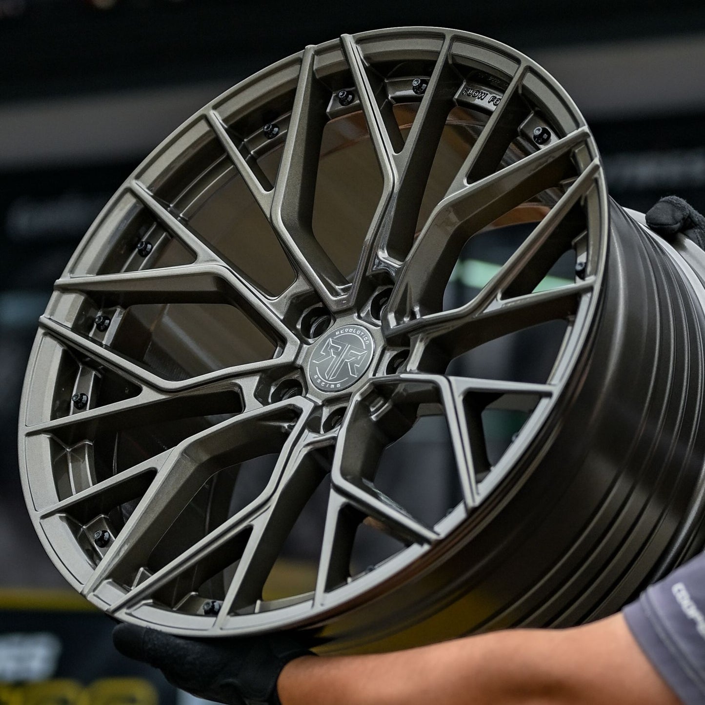 AV5H-17 20X10 5x114.3 ET38 CB73.1