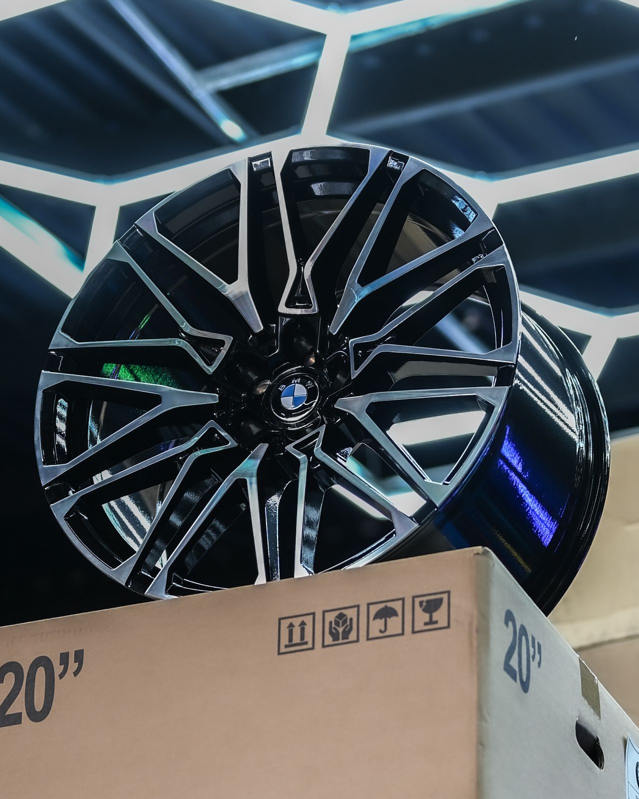 AV5HM-54 20X9.0 5X112 ET35 CB66.5 + AV5HM-55 20X10.5 5X112 ET40 CB66.56