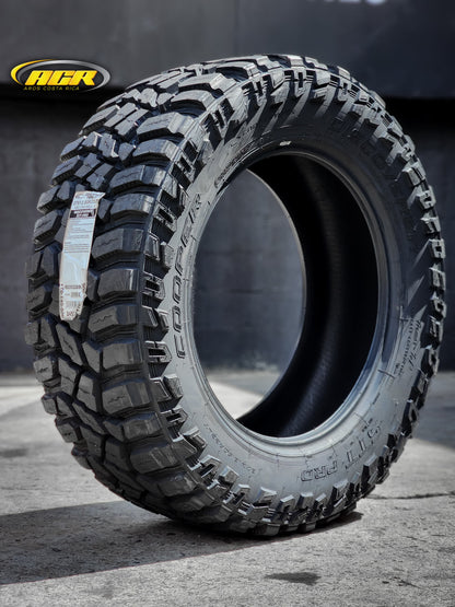 37x13.50R22 Cooper Discoverer STT PRO MT