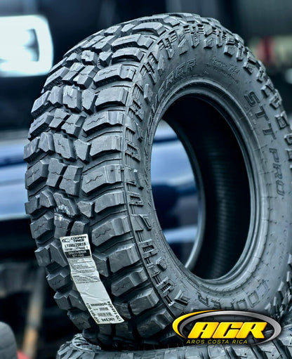 295/70R18 Cooper Discoverer STT PRO MT