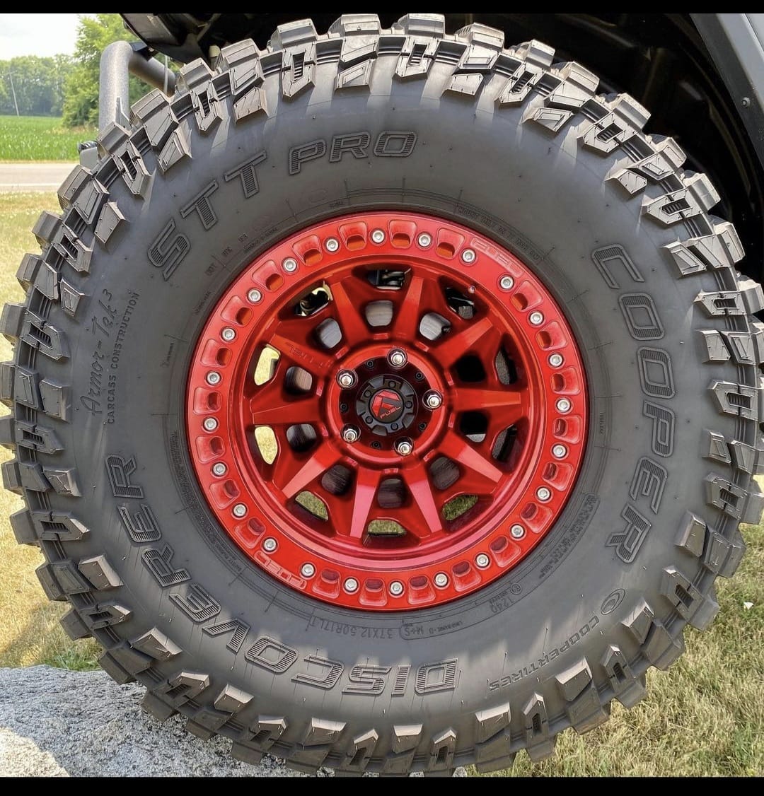 315/75R16 Cooper Discoverer STT PRO MT