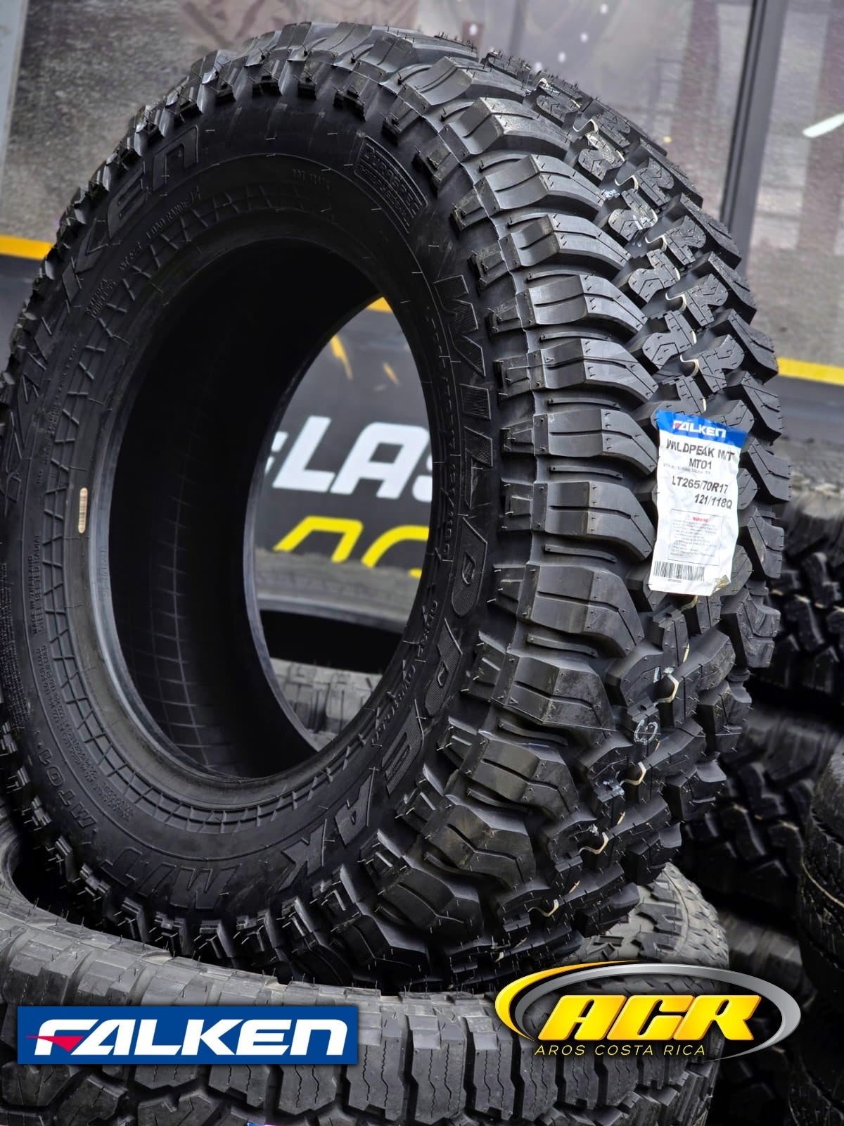 265/70R17 Falken Wildpeak MT01