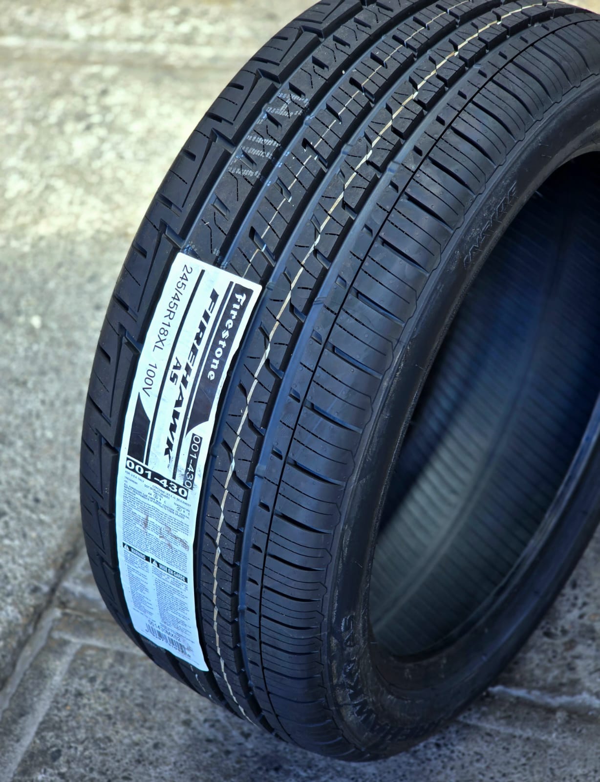 245/45R18 Firestone Firehawk AS
