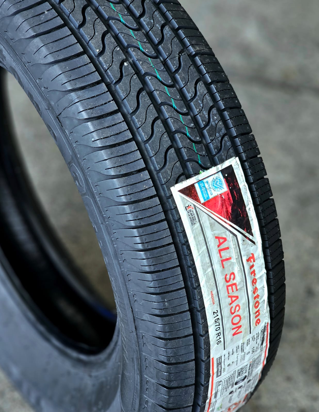 215/70R16 Firestone All Season