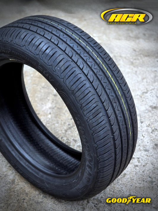 225/45R17 Goodyear EfficientGrip