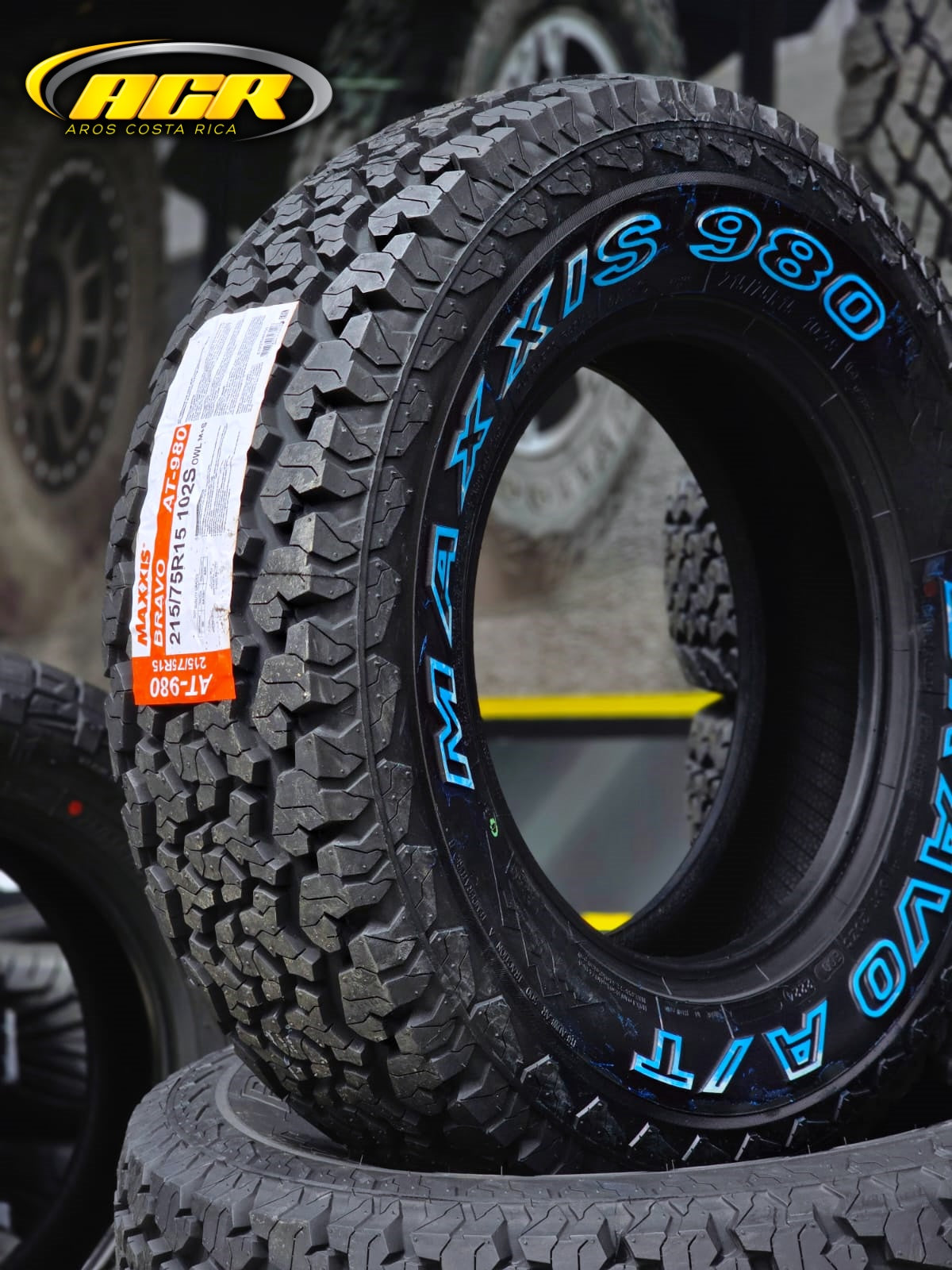 215/75R15 Maxxis Bravo AT980