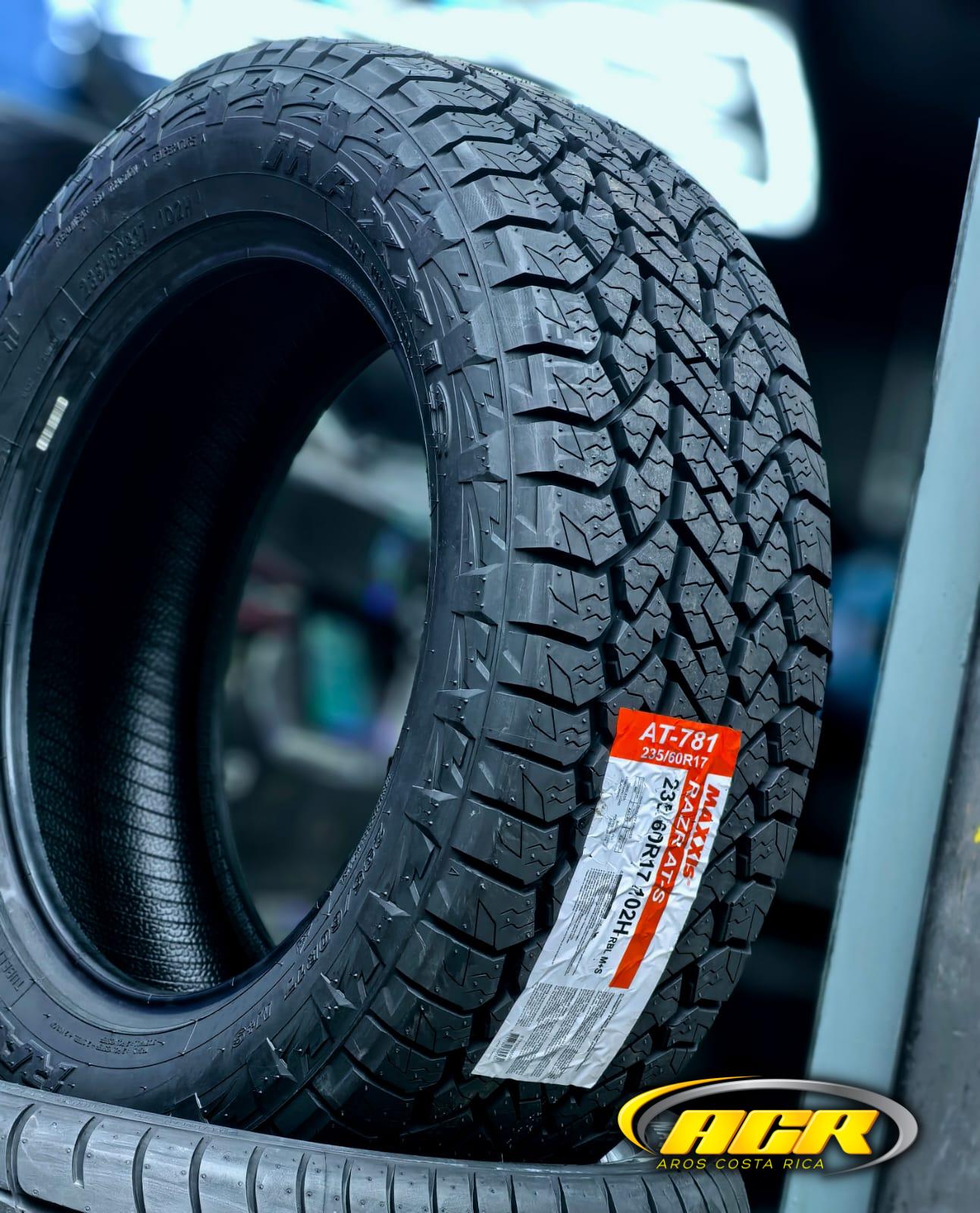 235/60R17 Maxxis Razr AT781