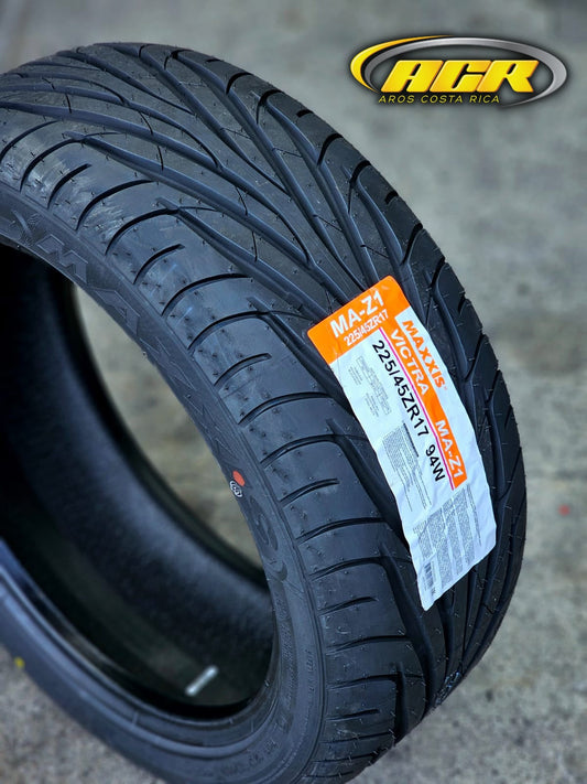 225/45R17 Maxxis Victra Z1