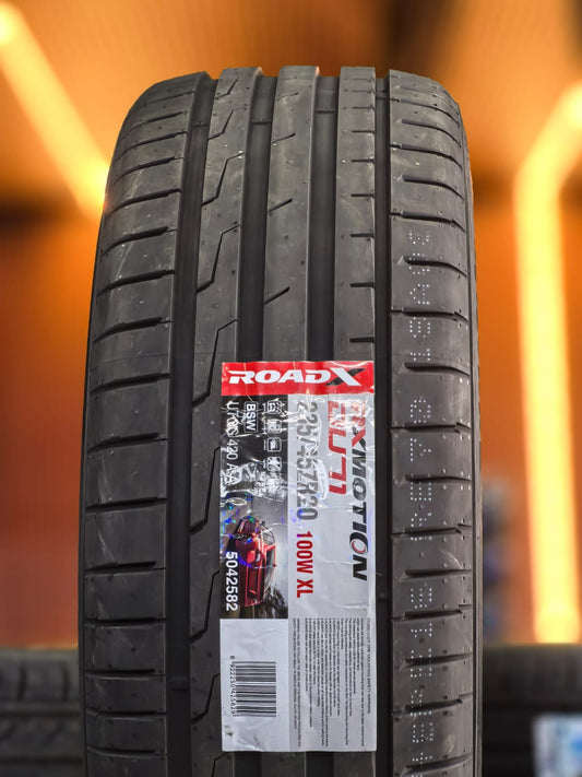 235/45R20 Roadx Rxmotion DU71
