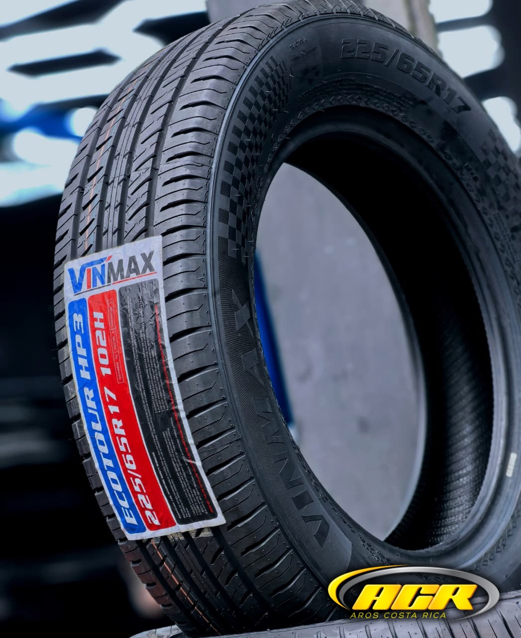 225/65R17 Vinmax Ecotour HP3