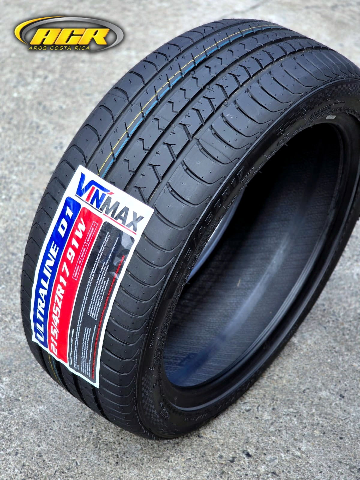 215/45R17 Vinmax Ultraline D1