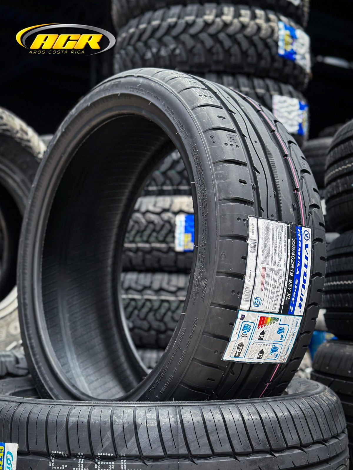 225/40ZR19 Vitour Formula Spec Z  (Ultimas 3 unidades disponibles)