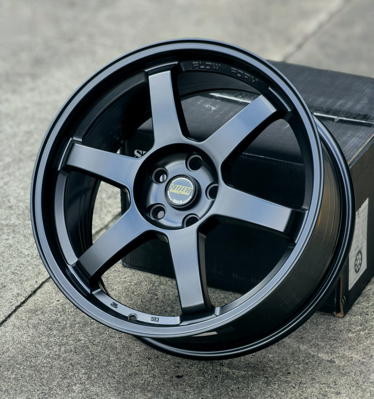 AD85HG-48 18X8 5X112 ET38 CB66.6