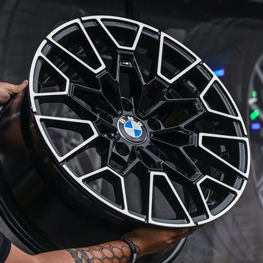 AD8BMW5H-42 18X8.5 5X120 ET30 CB72.6