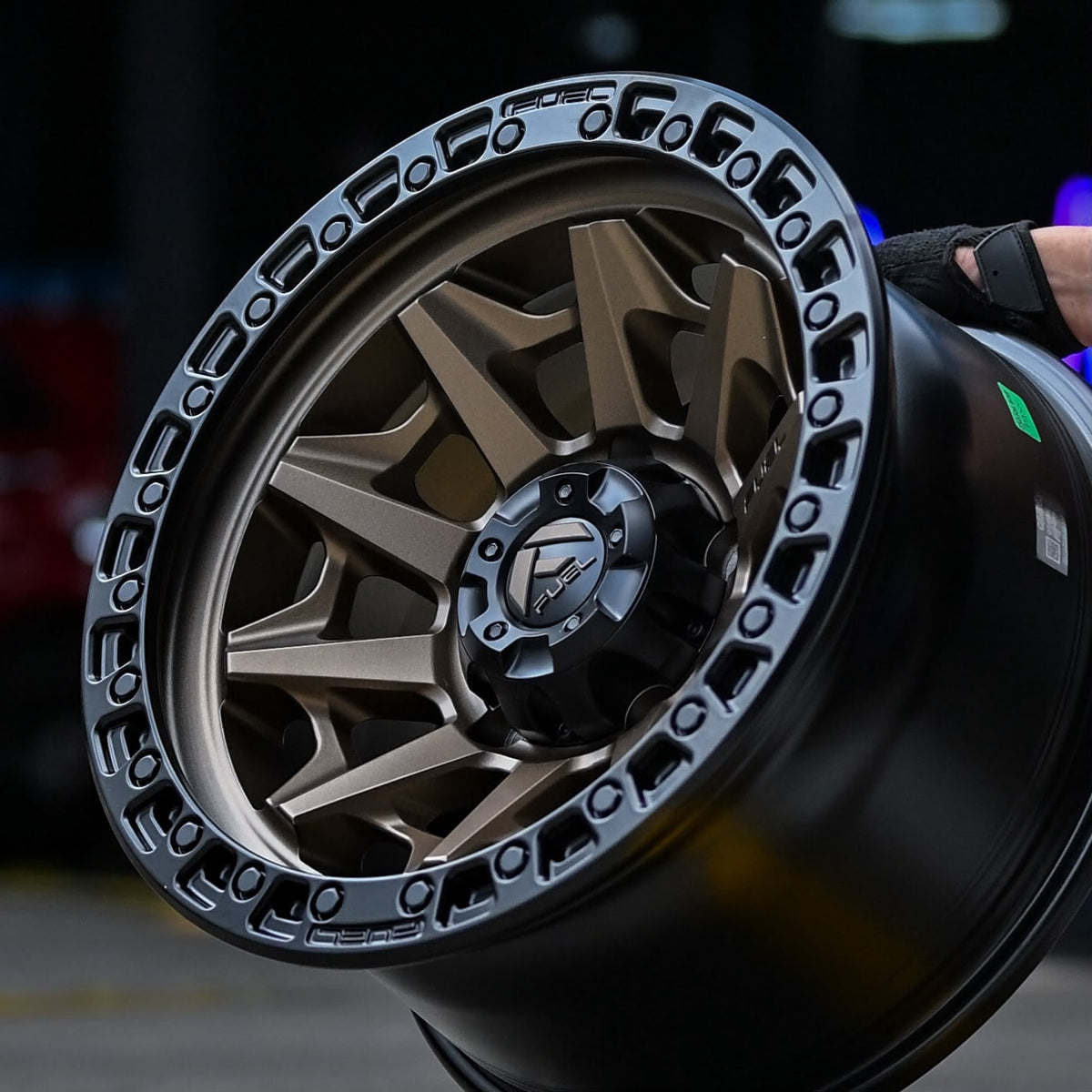 AOD75HT-12 FUEL COVERT 17X9 5X150 ET-12 CB110