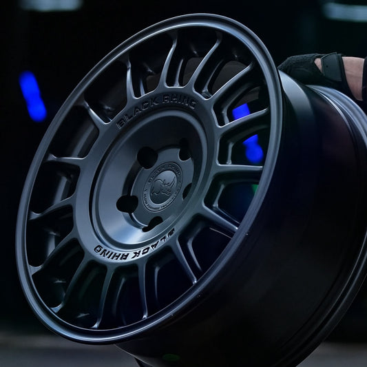 AOD75H-05 BLACK RHINO VOLL 17X8 5X114.3 ET38 CB72