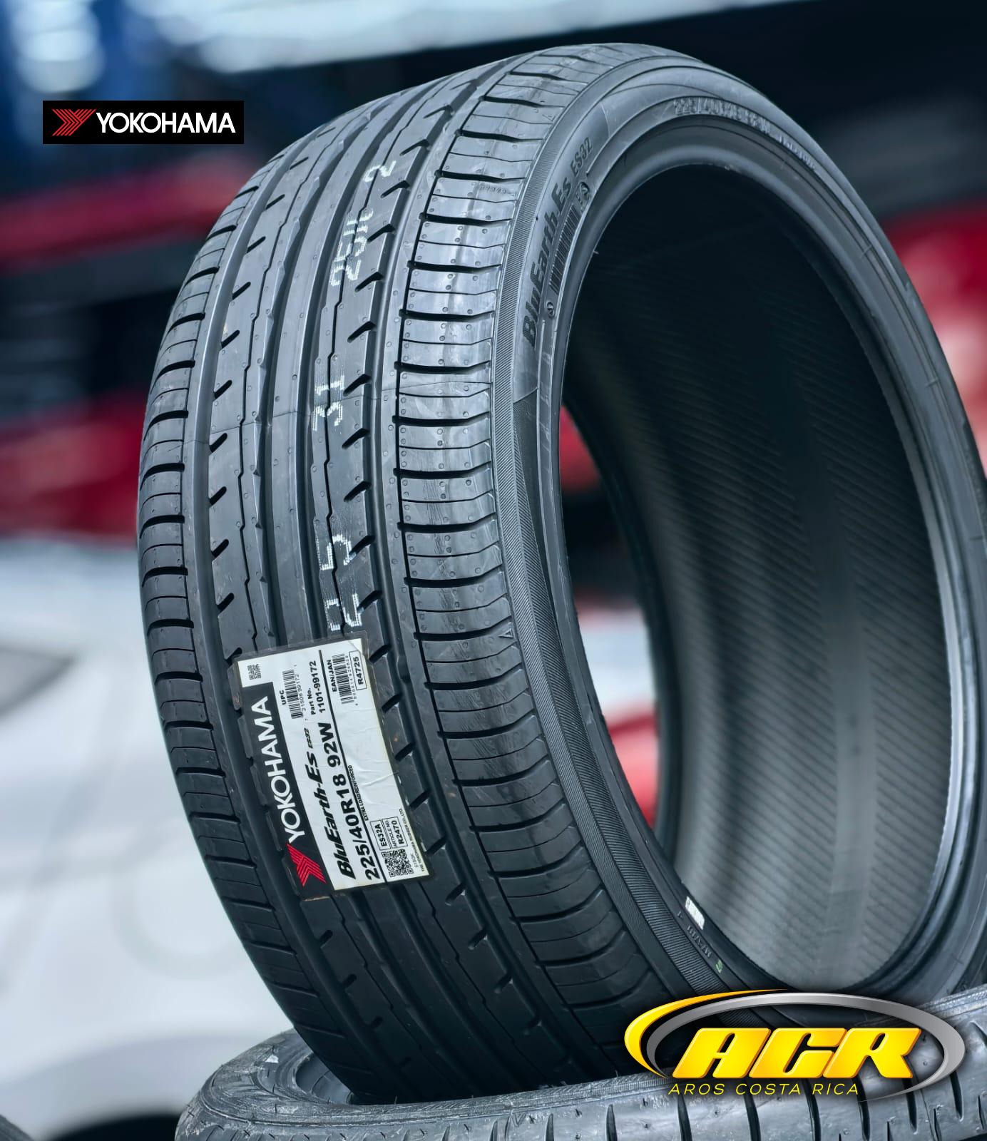 225/40R18 Yokohama BluEarth ES32