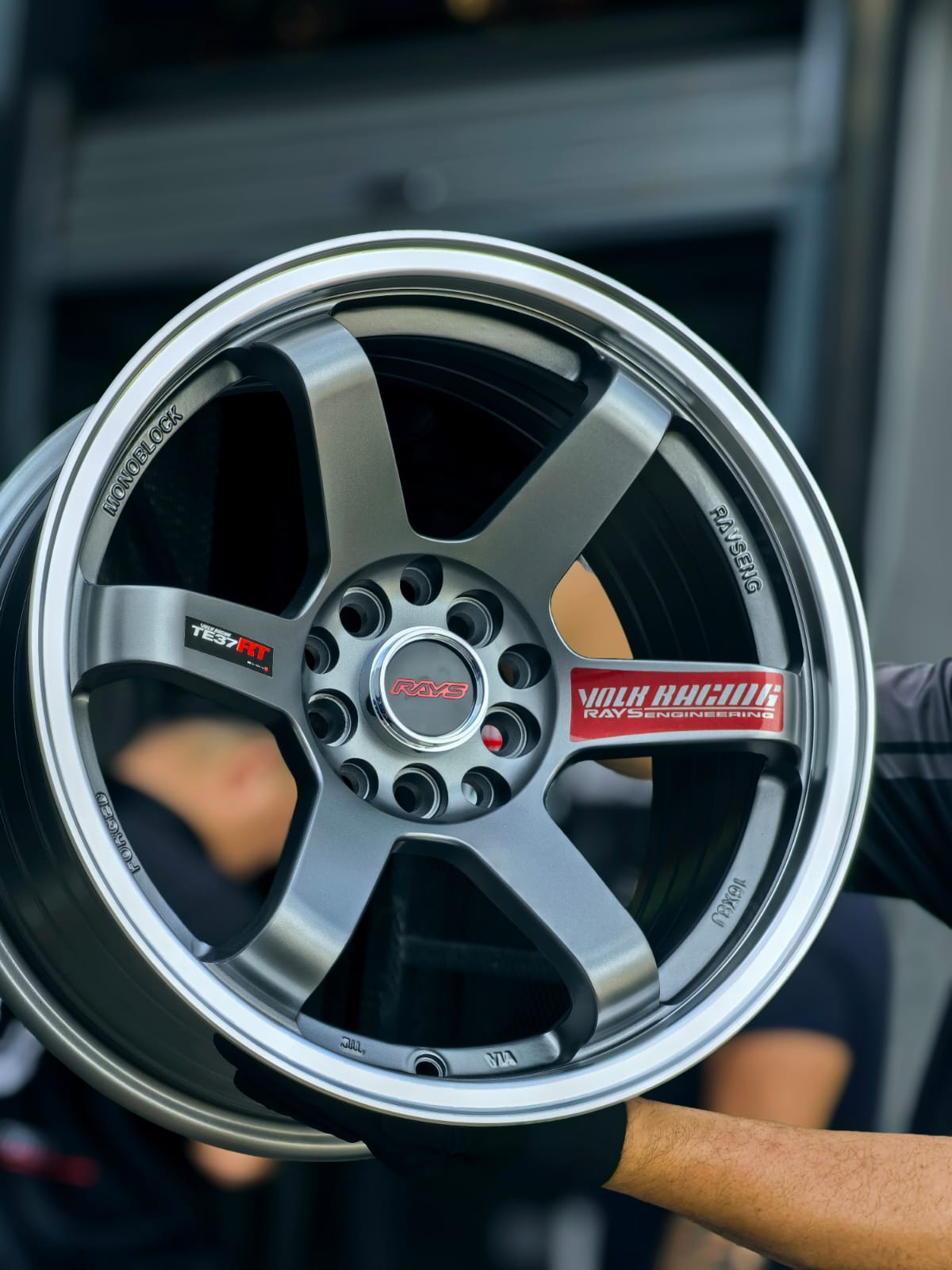 ADX85H-248 16x8 10/100/114.3 ET20 CB73.1