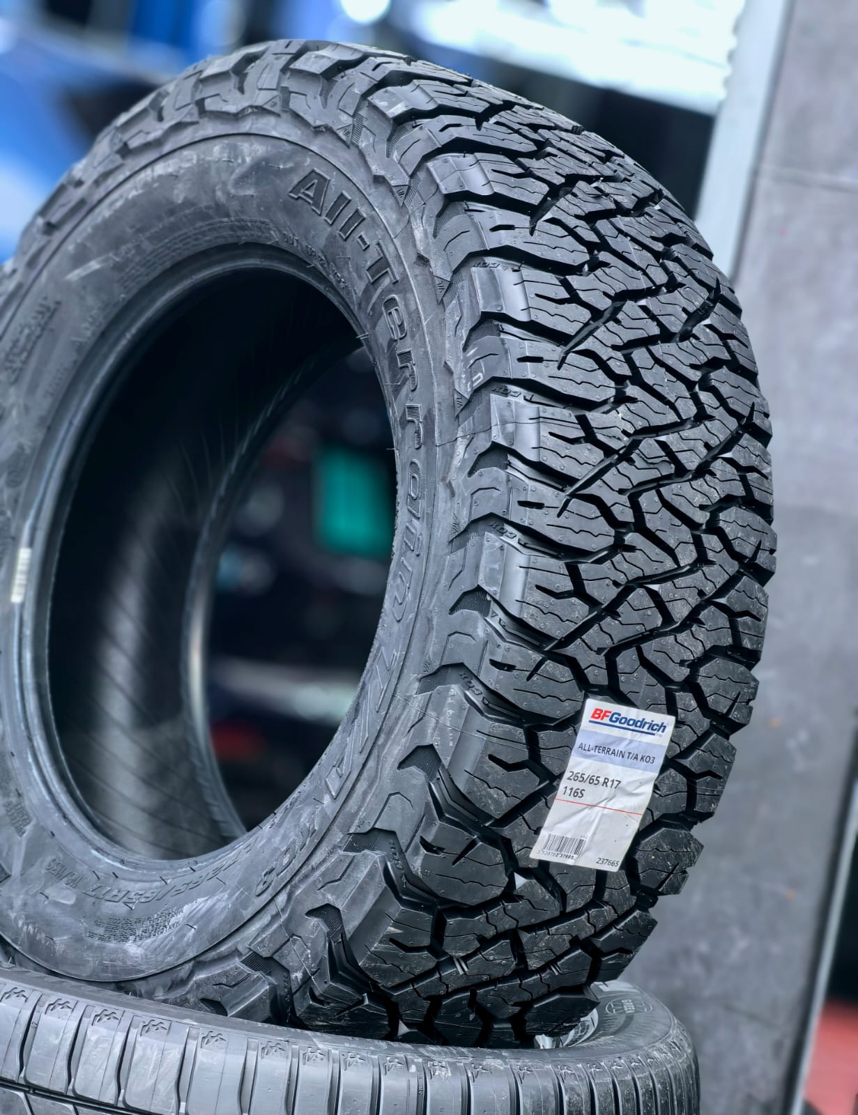 265/65R17 BFgoodrich All-Terrain KO3